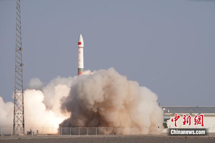 中国成功发射首颗通信能力达10Gbps低轨宽带通信卫星