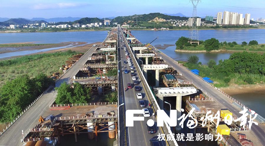 新洪塘大桥“站”稳脚跟“长身体” 主塔桩基提前28天完工