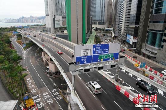 香港中环湾仔绕道全面通车　北角至西隧仅5分钟