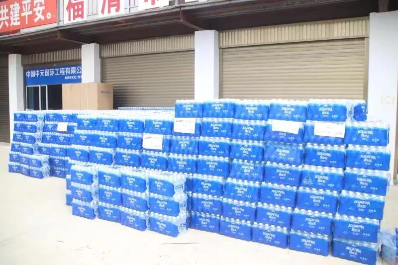福州百事可乐捐赠2万多瓶纯净水 助力福清市医院新感染病区建设