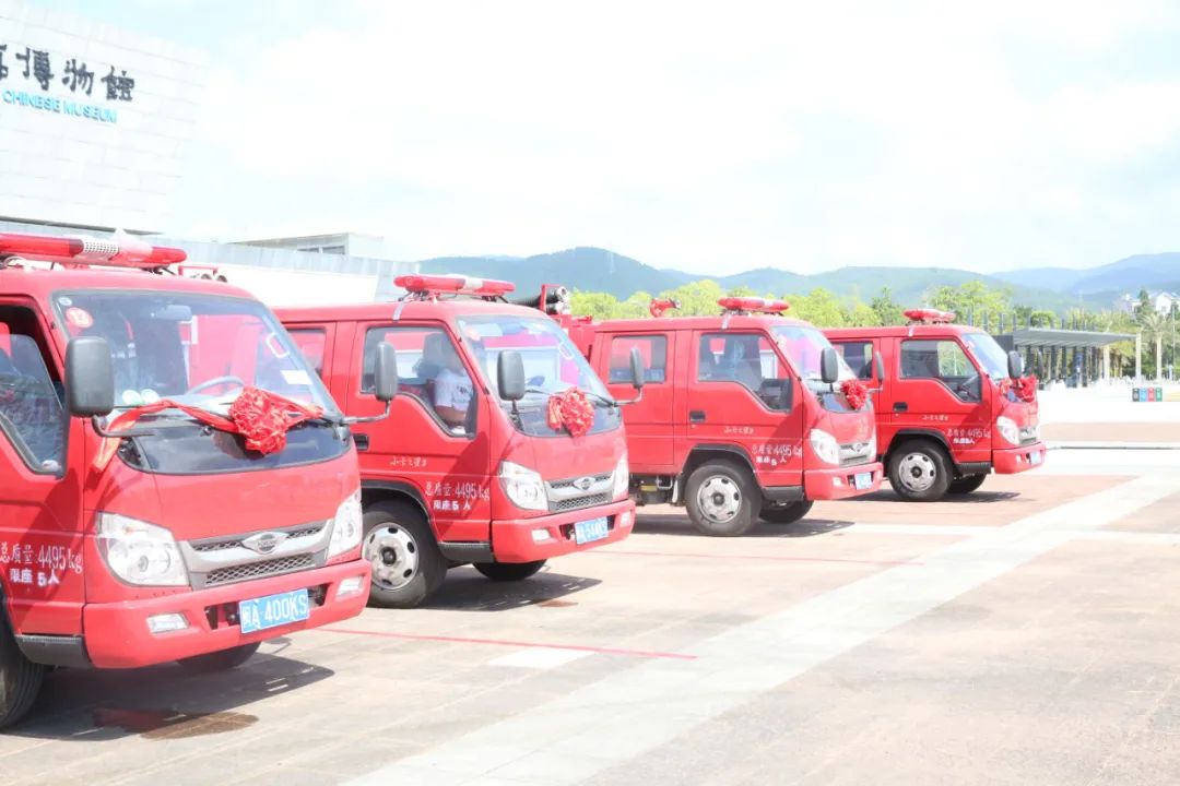 镇街有了“专业移动消防站” 18辆小型消防车投用