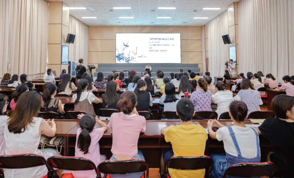 我市举办世遗古琴公益讲座