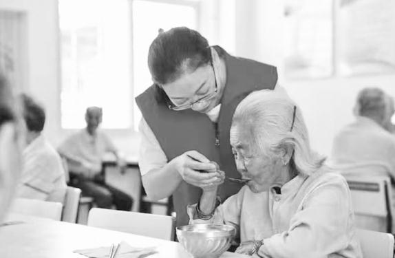 市妇联“妇女微家” 铺就爱心路 帮扶见真情