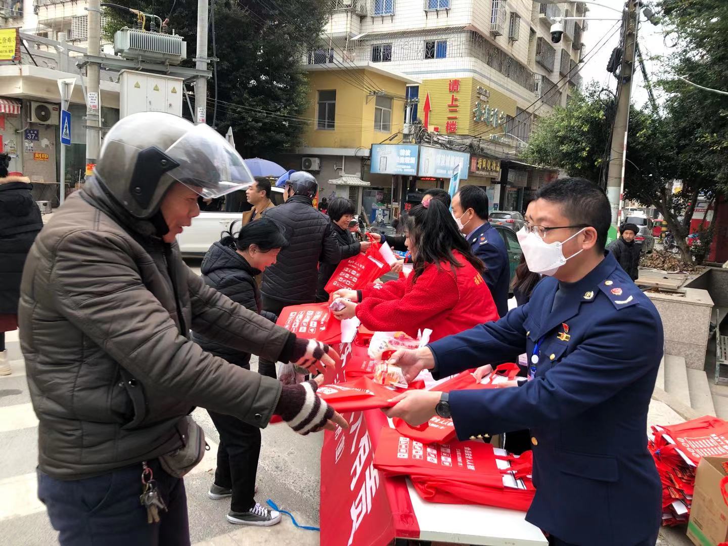 我市形式多样宣传“食安福清”