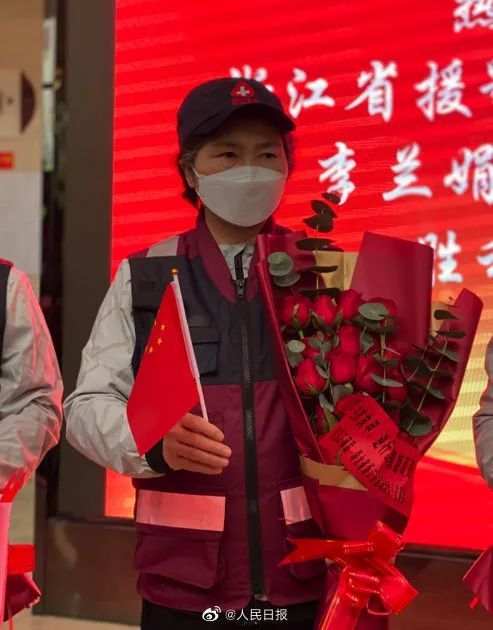 李兰娟院士医疗队返程！