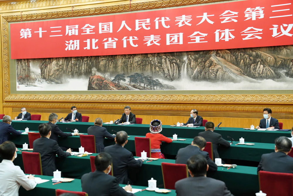 习近平：整体谋划、系统重塑、全面提升 织牢织密公共卫生防护网