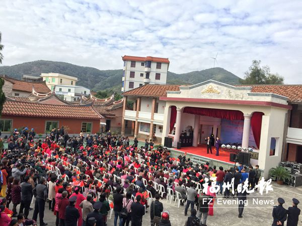 中国广播艺术团进福清办惠民演出 冯巩张也等献艺