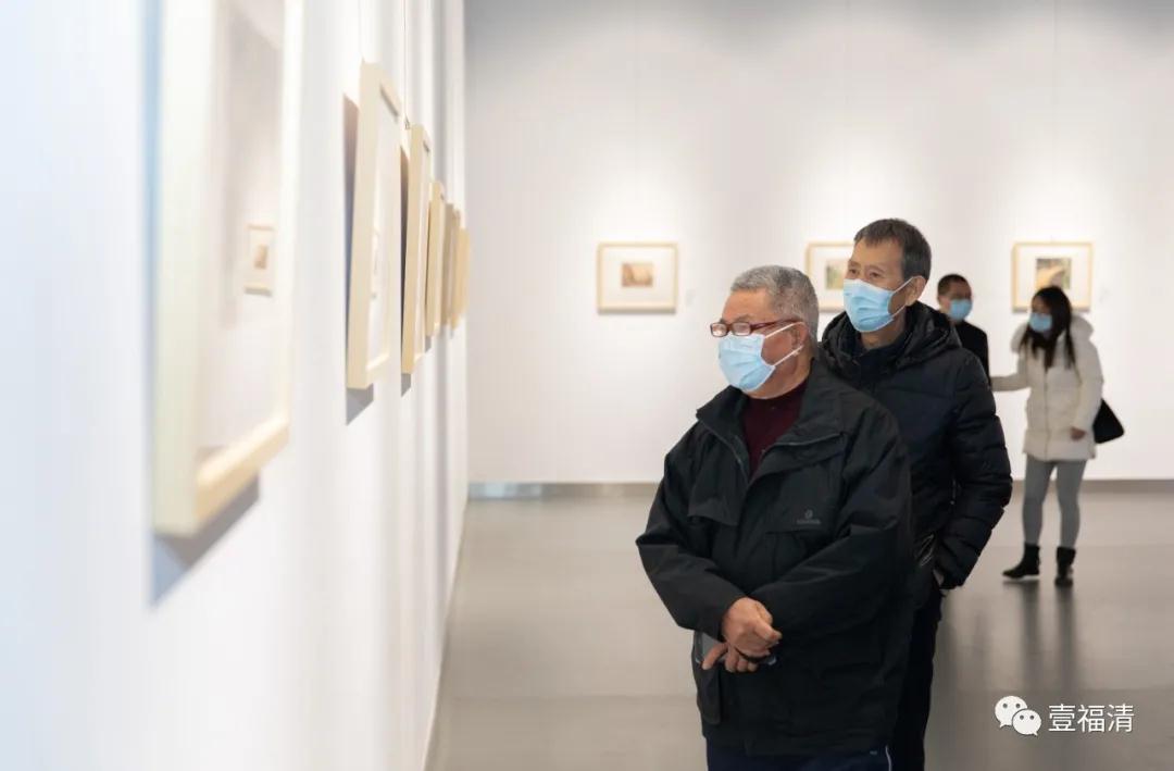 闽籍书画名家抢救工程——吴启瑶美术作品展开幕